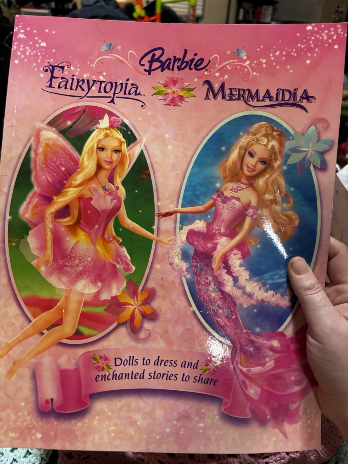 Barbie 2006 Reader’s Digest Fairytopia Mermaidia Book & Magnetic Paper Dolls