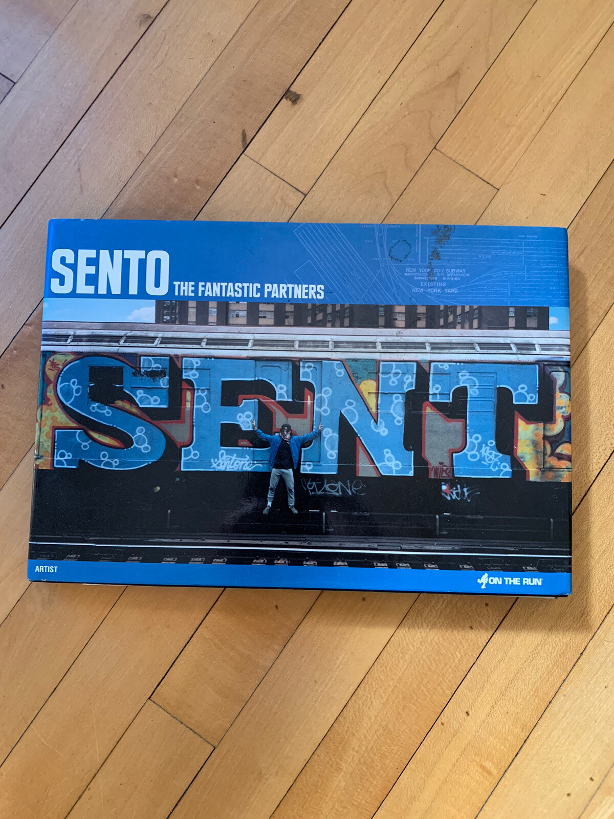 Sento TFP On The Run Book Graffiti New York City