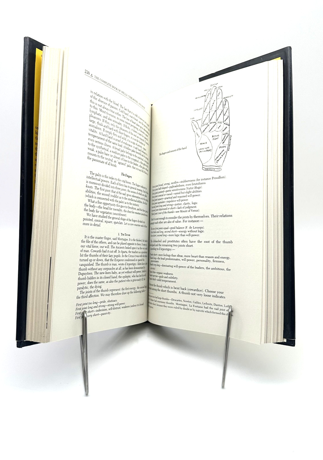 The Complete Book of Spells, Ceremonies, and Magic Migene González-Wippler 1978