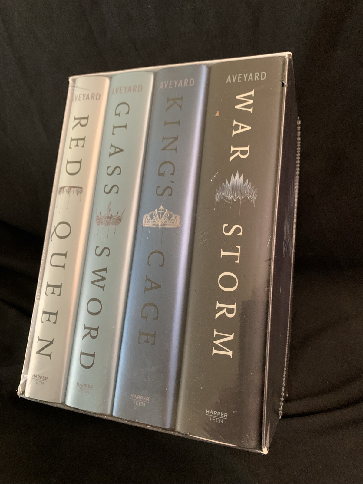 NEW SEALED FRESH Red Queen 4 Book Hardcover Box Set Victoria Aveyard CLEAN WRAPT