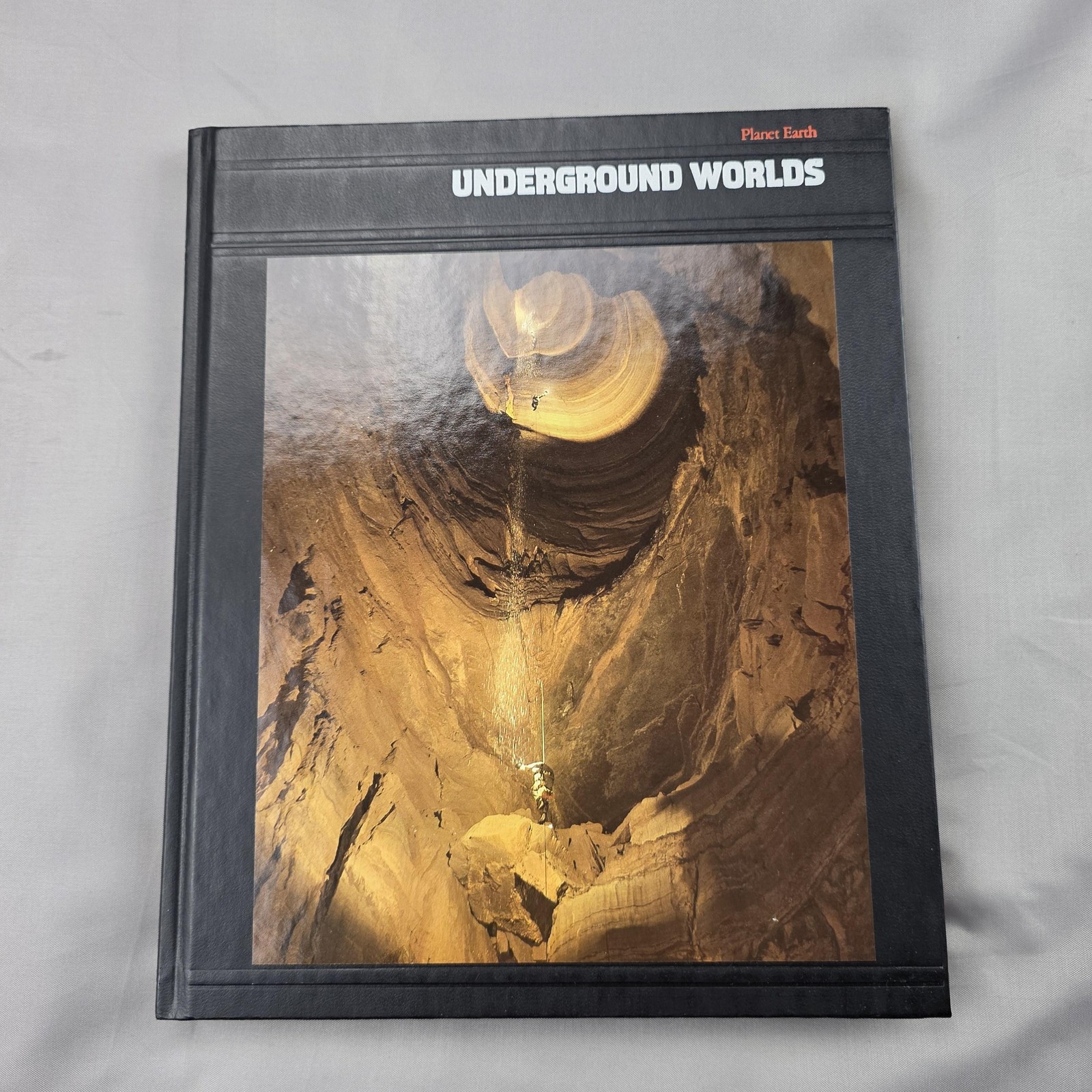 Vintage Underground Worlds Time-Life Planet Earth HC Black Caves Geology Book