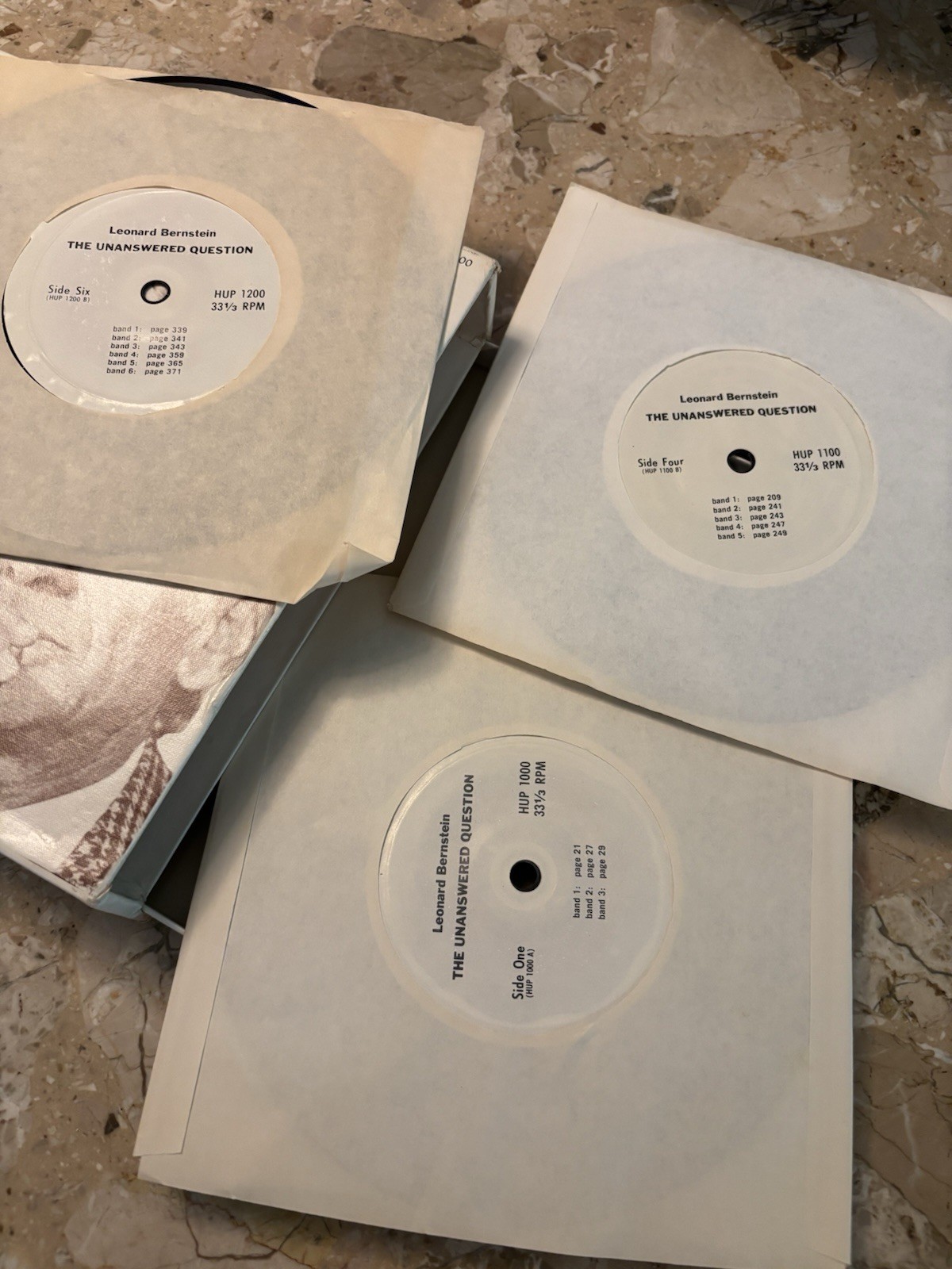 Leonard Bernstein The Unanswered Question Six Talks At Harvard. HC Book & Vinyls