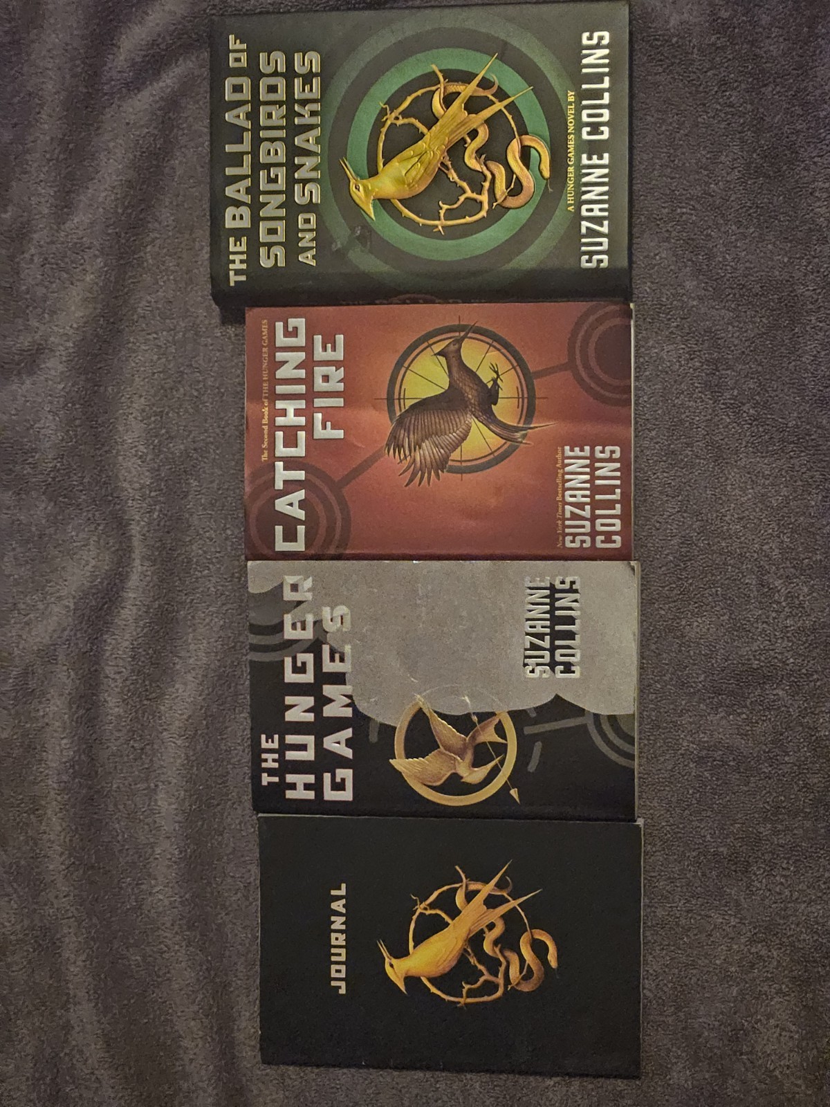 The Hunger Games Set by Suzanne Collins 4 Book Set