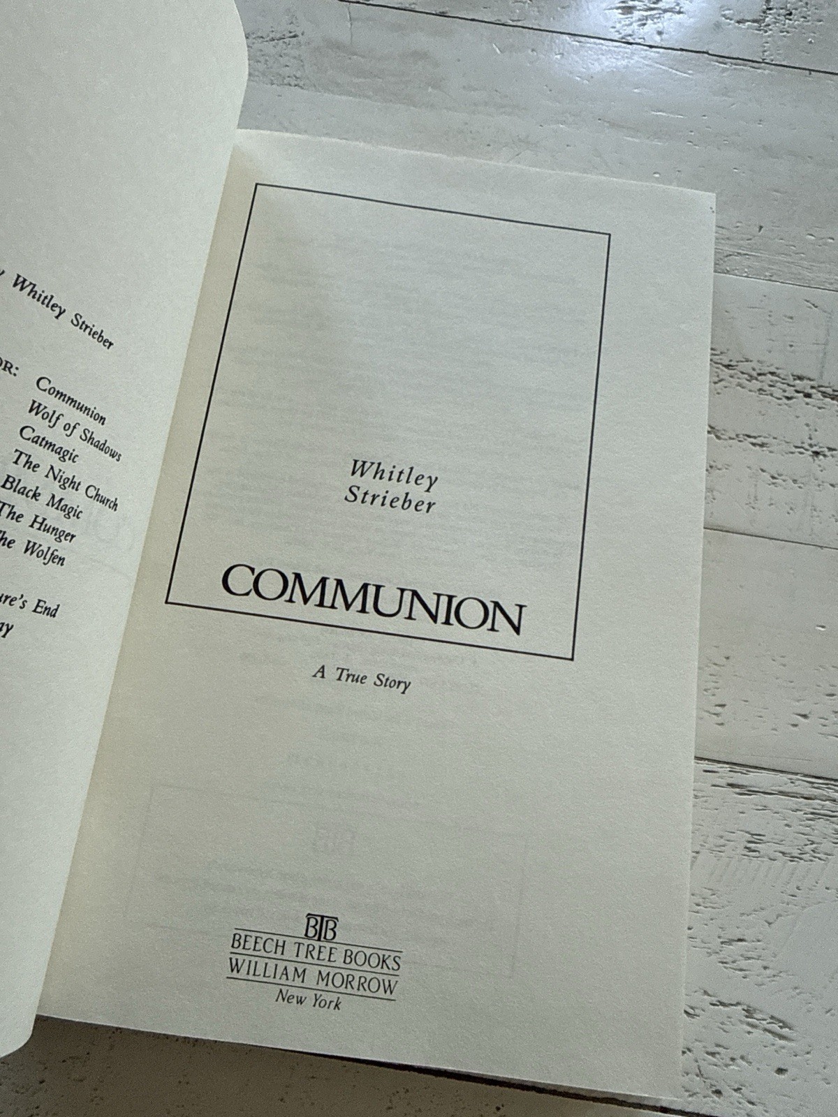 Communion Whitley Strieber 1987 1st Edition HC DJ UFO Alien True Story