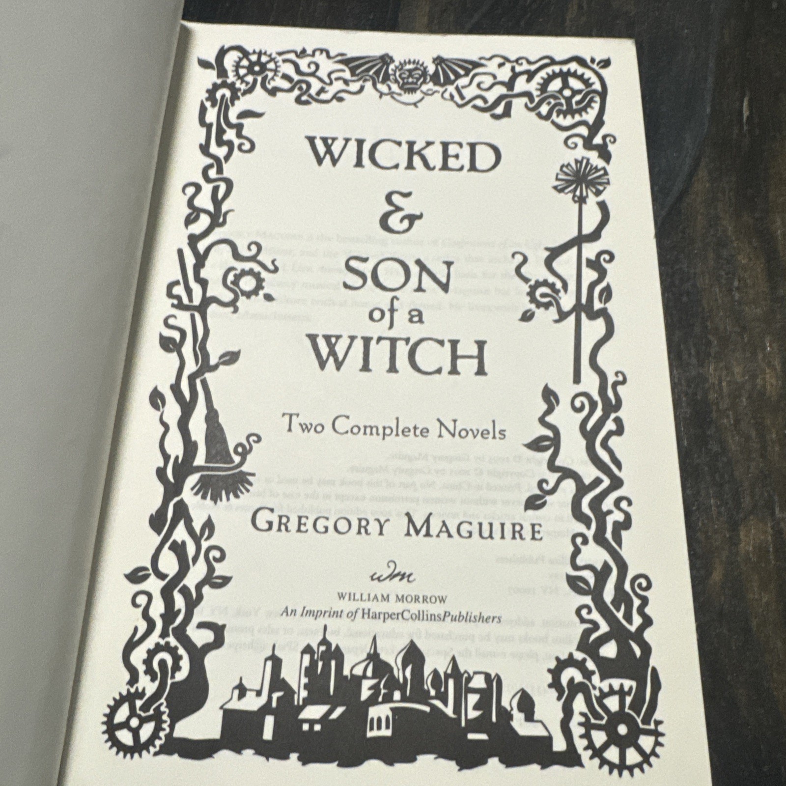 Wicked & Son of A Witch Bonded Leather Ed Gregory Maguire Wizard oz Fast Shippin
