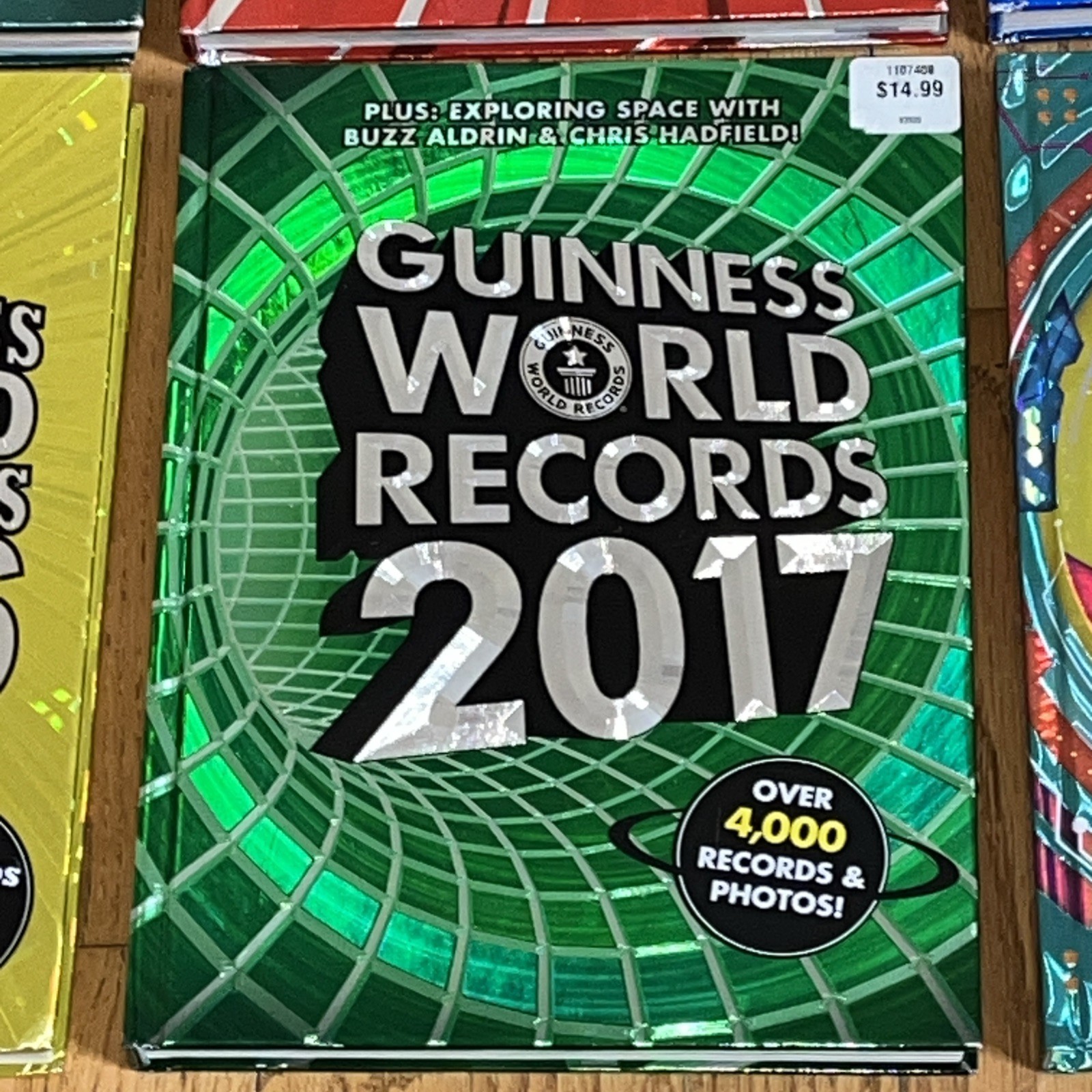 Guinness World Records Book Lot 2013 2014 2015 2016 2017 2019 & Ripleys PlsCDesc