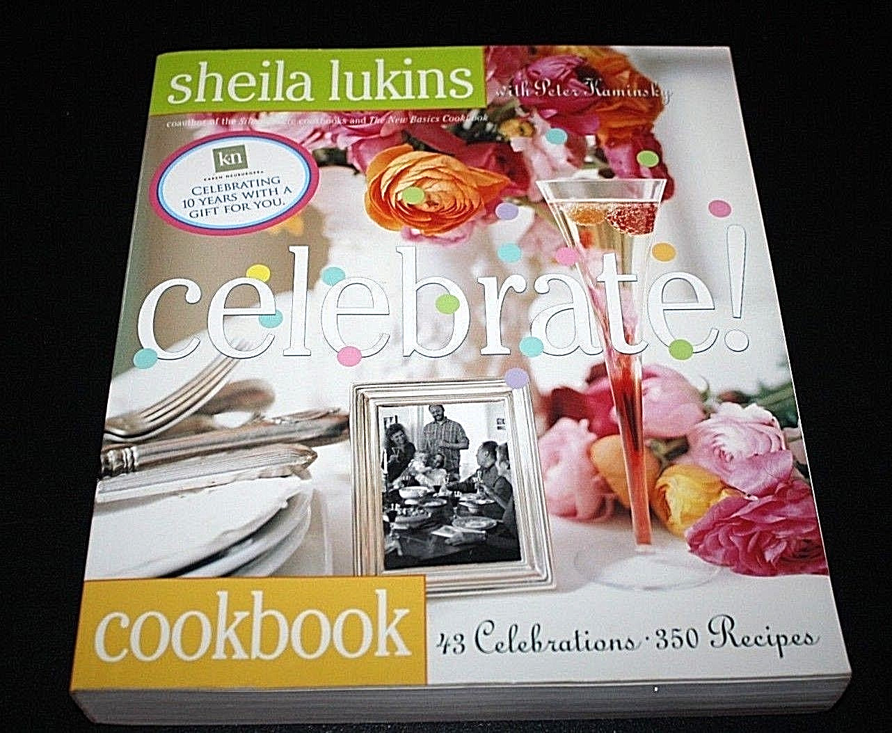 Cookbook for Holidays Christmas 350 recipes 420 pages Full Color Photos -L -=