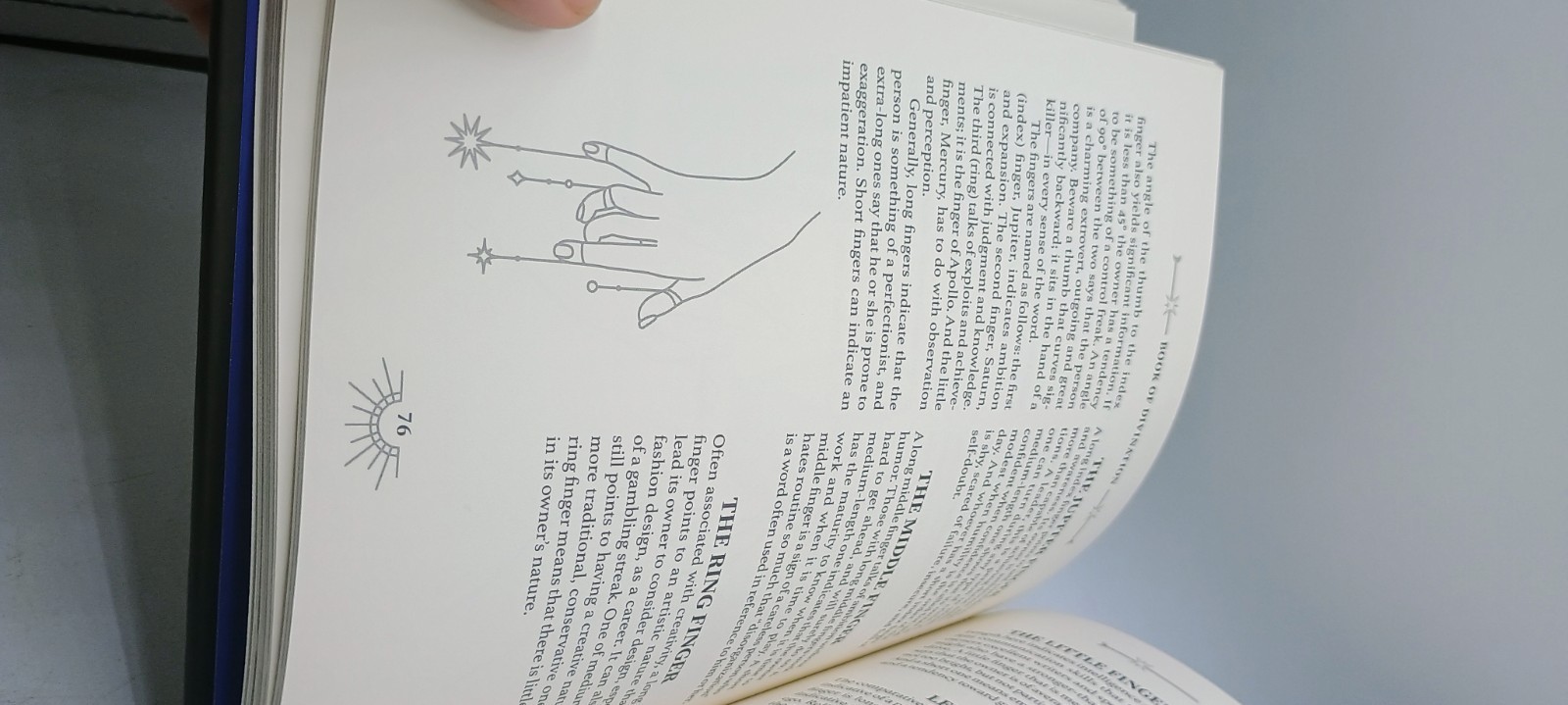 Divination, A guide to predicting the future Michael Johnstone The occult