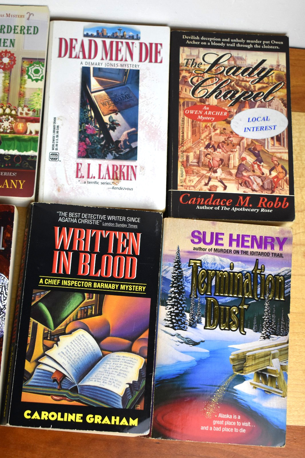 Lot of 12 Cozy Mystery Paperbacks Mixed Authors