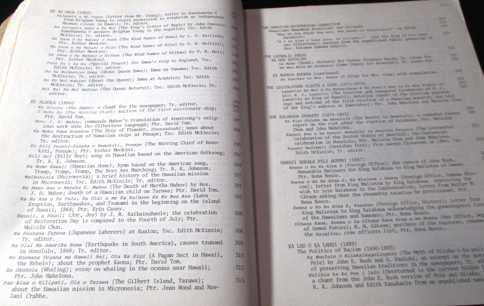 SCARCE 1976 Hawaiian Language Newspapers of 1834-1948 Rubellite Johnson Bilingua