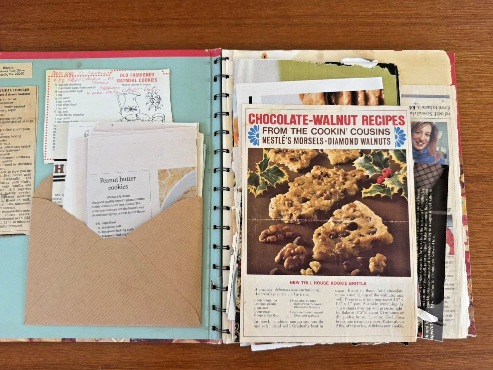 Vintage Cookbook Betty Crocker’s 1963 Cooky Book with Recipe Clippings Notes