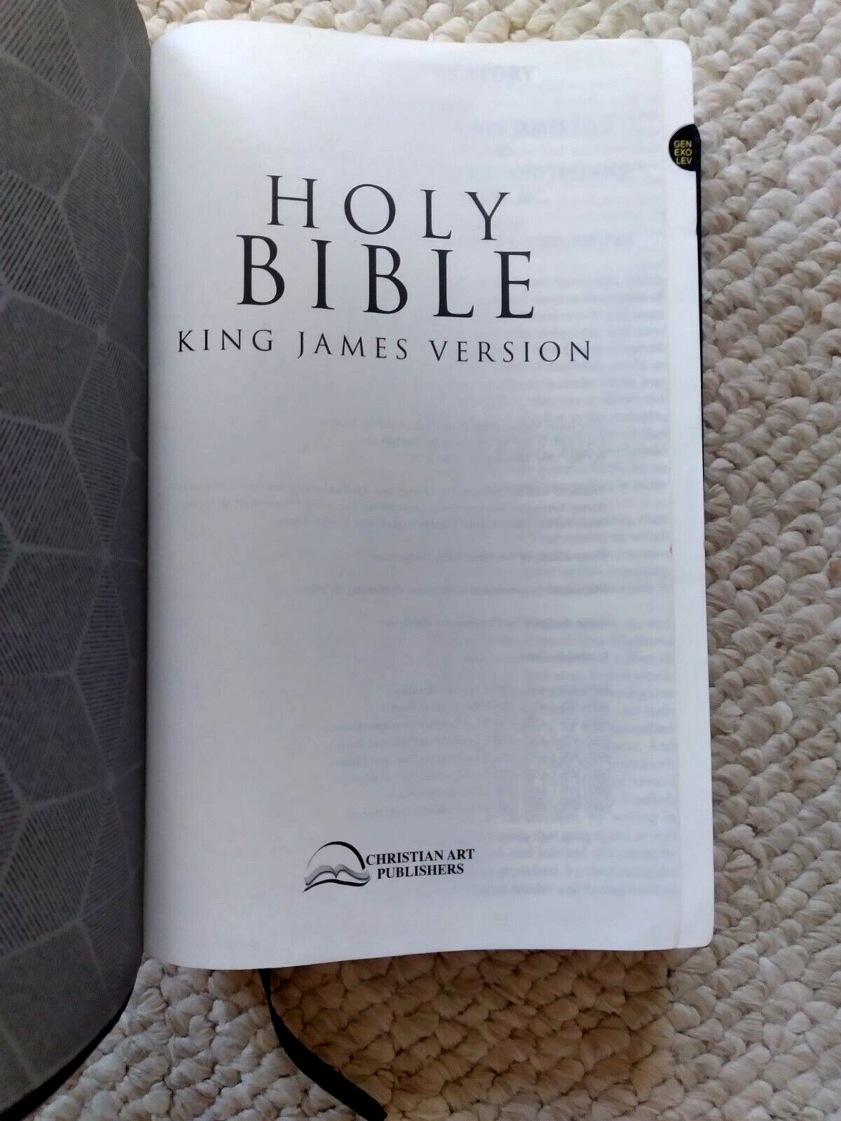 2017 Holy Bible KJV Giant Print Gold Edge RED LETTER Bible by Christian Art Gift