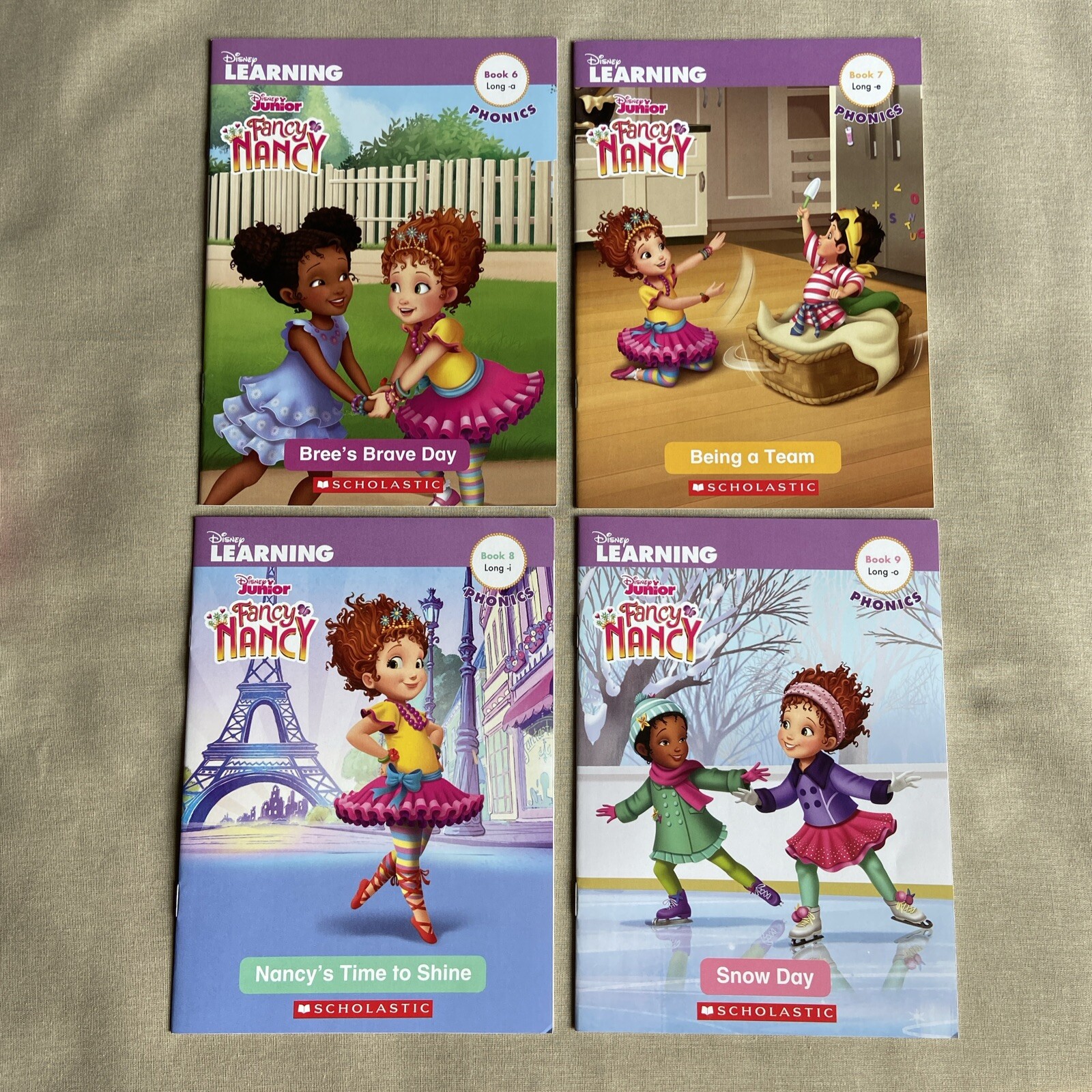 Fancy Nancy: Phonics Reading Program 2-12 (Disney Jr. Book Box Set) Sight Words