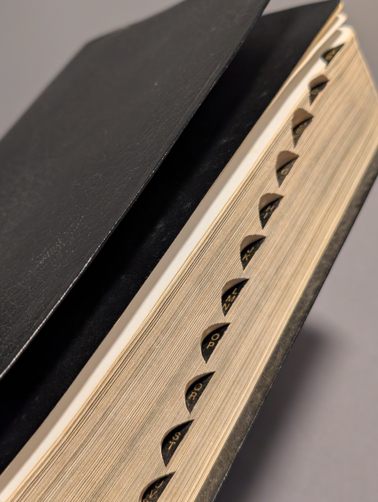 Nave’s Topical Bible Digest Black Leather Bound Thumb Indexed 1962 Southwestern