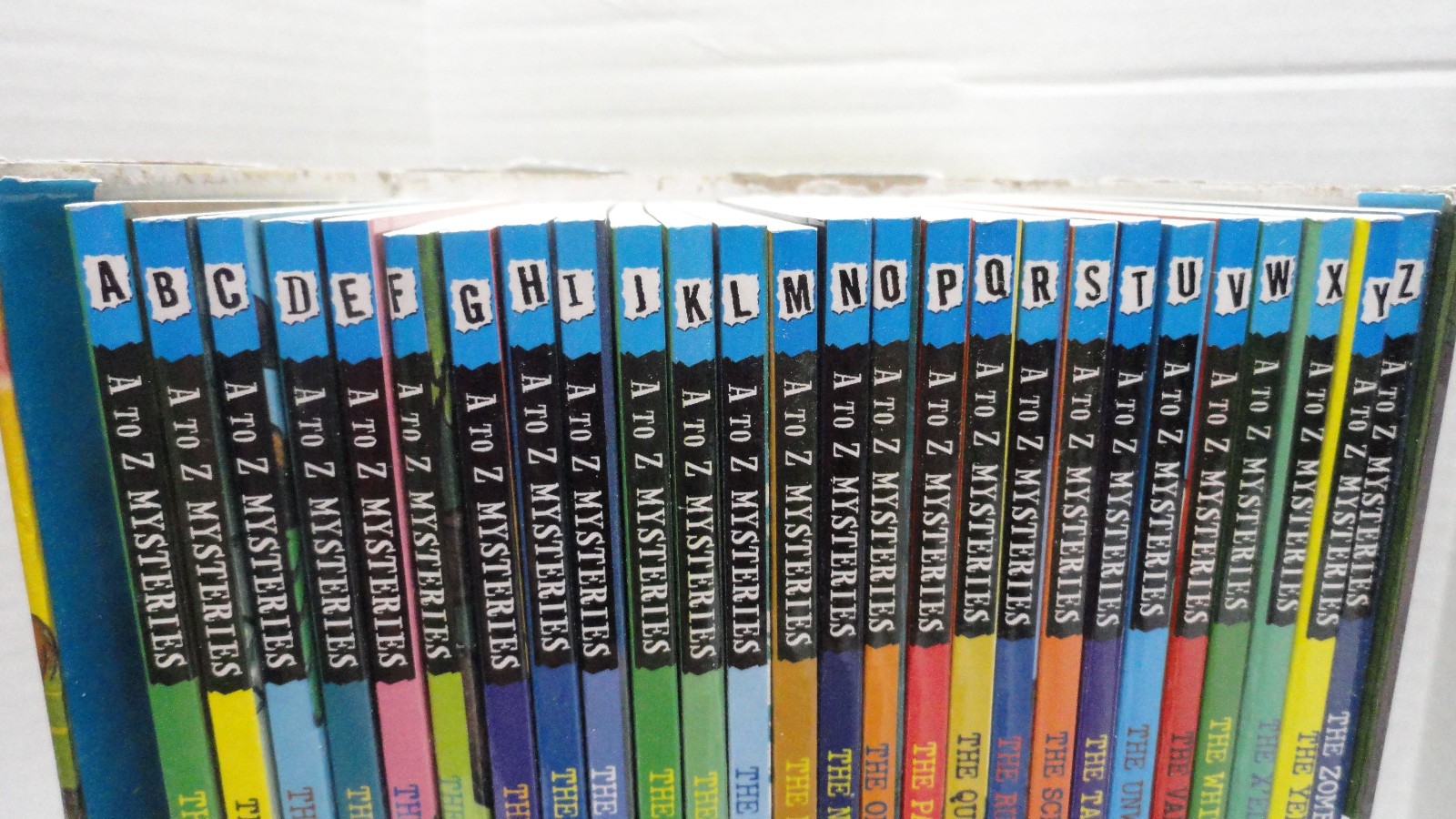 A to Z Mysteries The Complete Collection by Ron Roy 26 Book Set (Paperback) Read