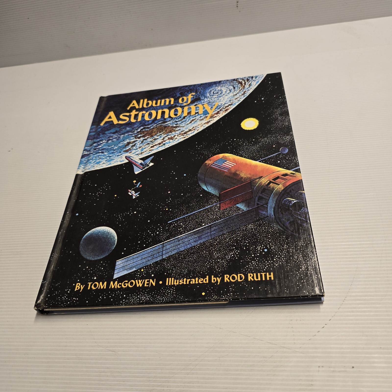 Album of Astronomy by Tom McGowen 1979 Rand McNally Hardcover Vintage Book