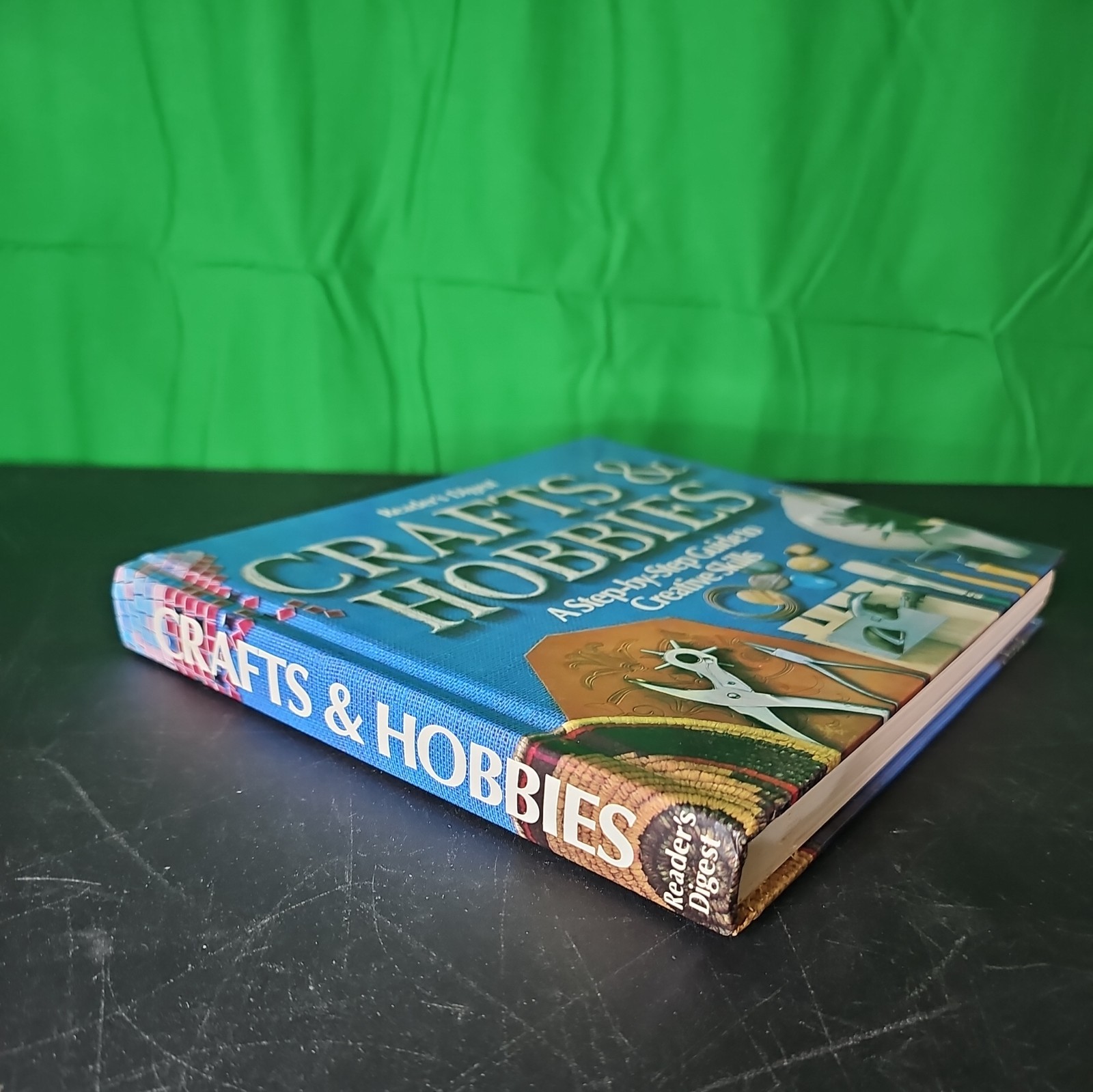 Readers Digest Craft & Hobbies, Step-by-step Guide. Hardcover 1979