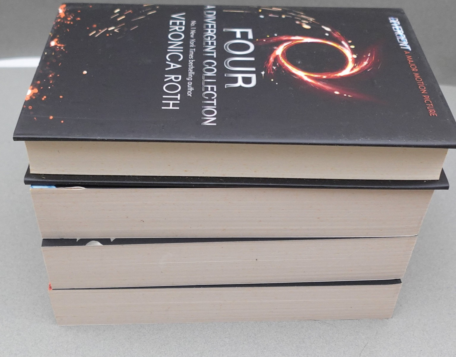 The Divergent Series Four Book Collection Box World Of Divergent Veronica Roth