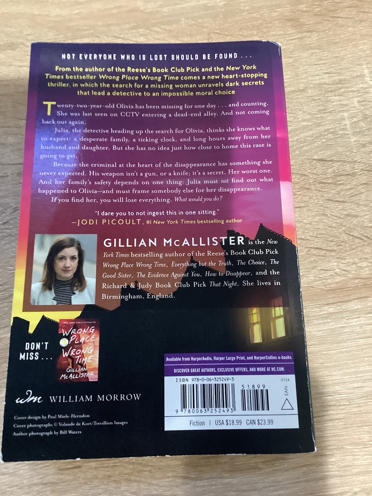 Just Another Missing Person: A Novel – paperback McAllister, Gillian