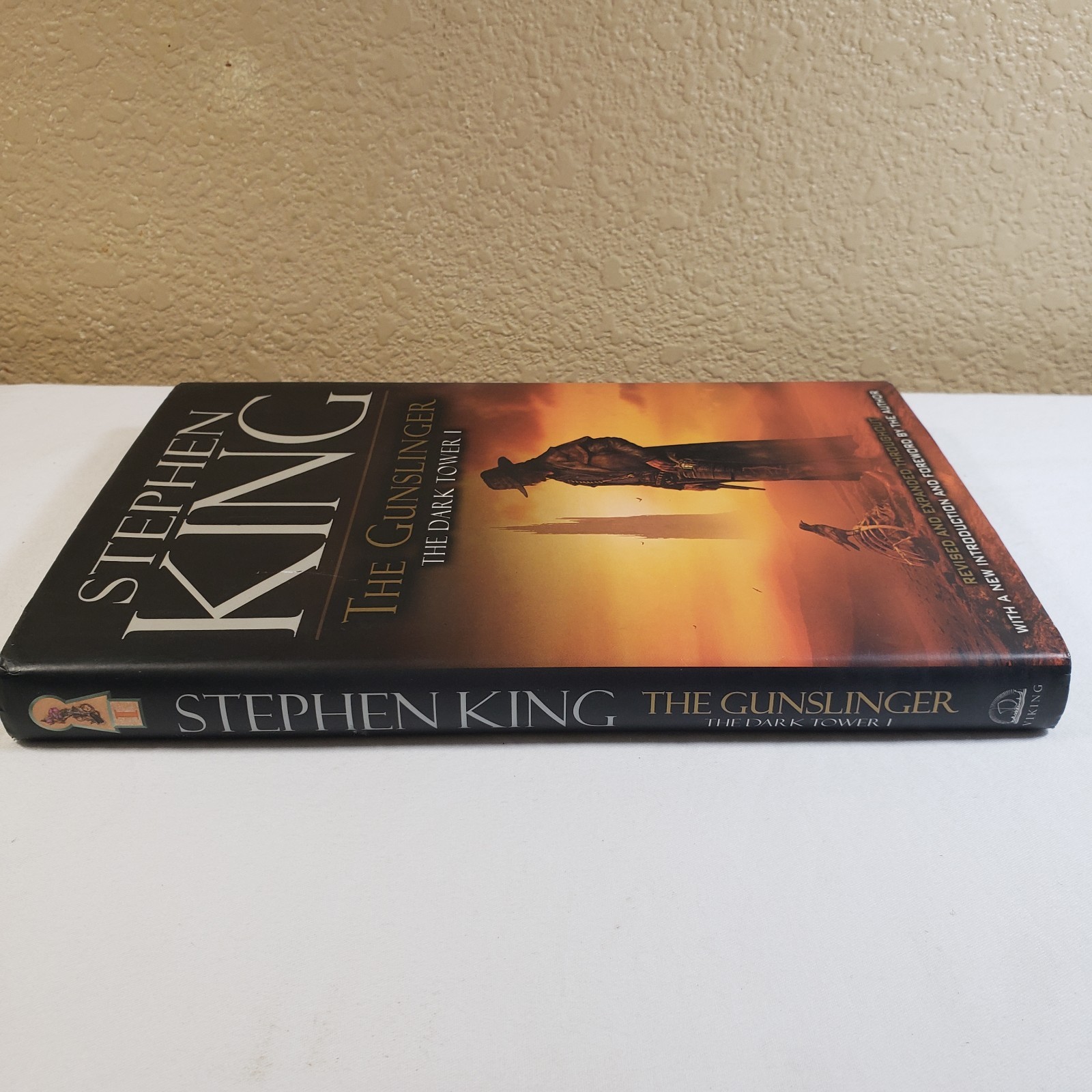 The Gunslinger Viking Dark Tower Hardcover Stephen King No Writing Inside