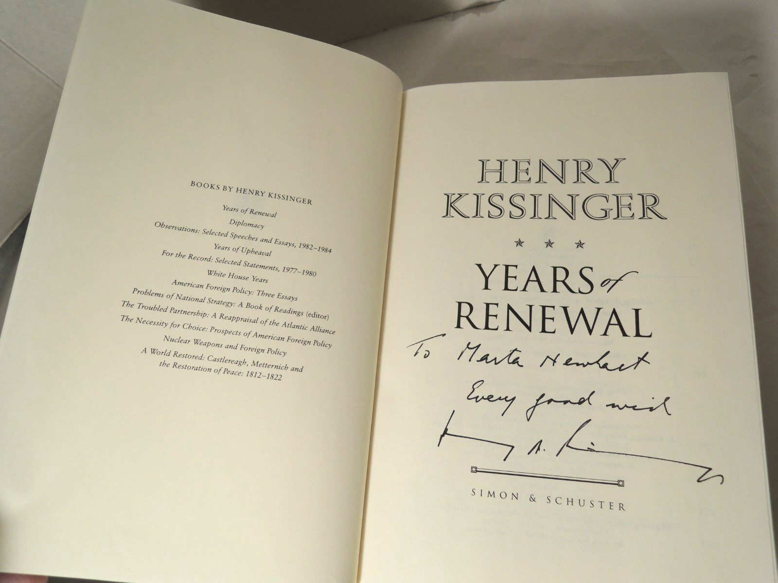 Years of Renewal Memoirs Signed by Henry Kissinger Hardcover Dust Jacket Illust.
