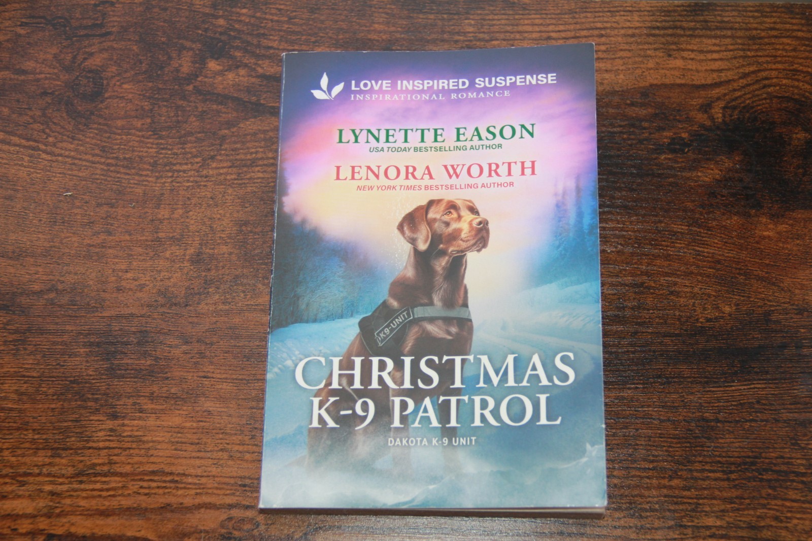 Christmas K-9 Patrol Lynette Eason Lenora Worth Dakota K-9 Unit Paperback