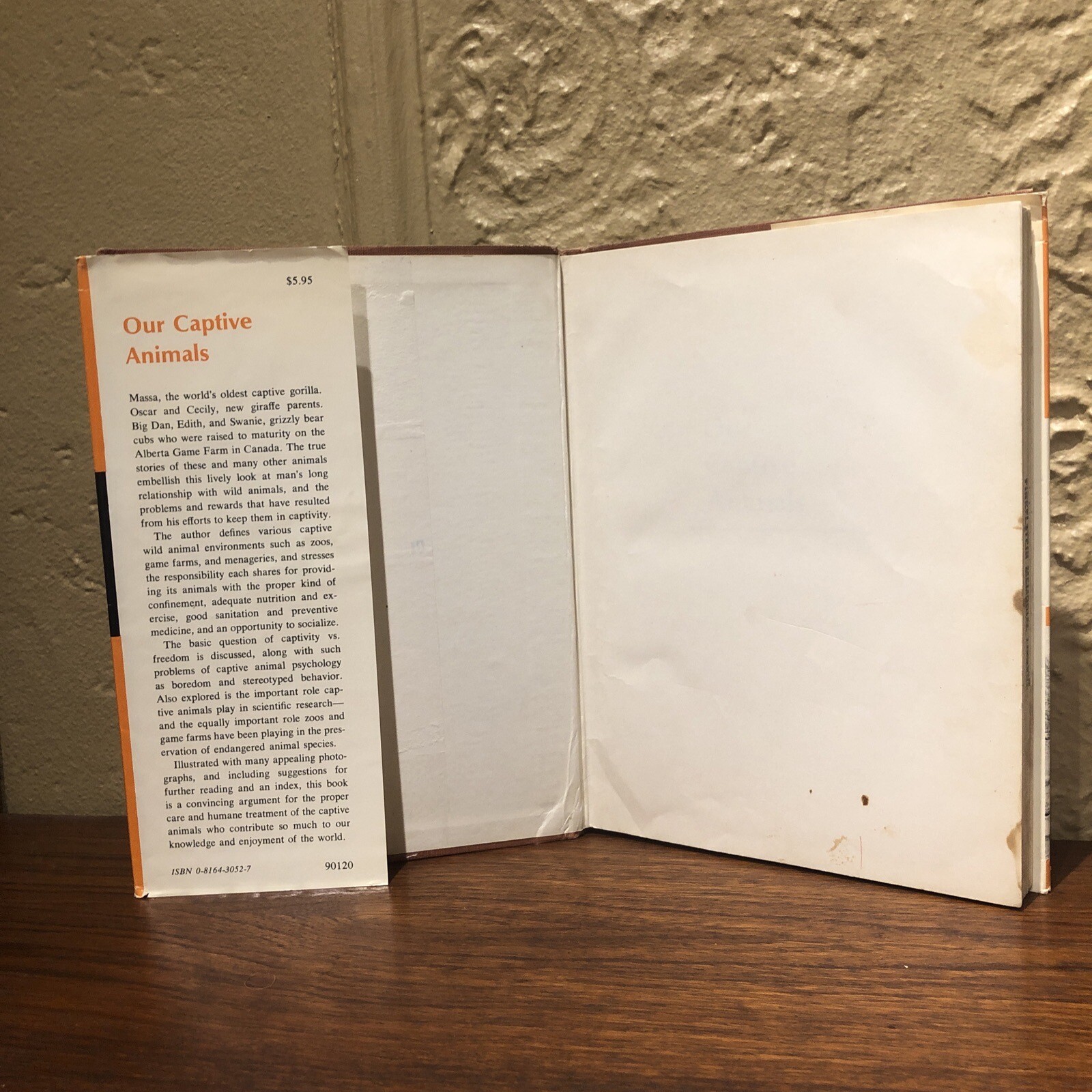 ‘OUR CAPTIVE ANIMALS’- J.J. McCOY-1971-RARE 1ST EDITION HC/DJ- EXOTIC & DOMESTIC