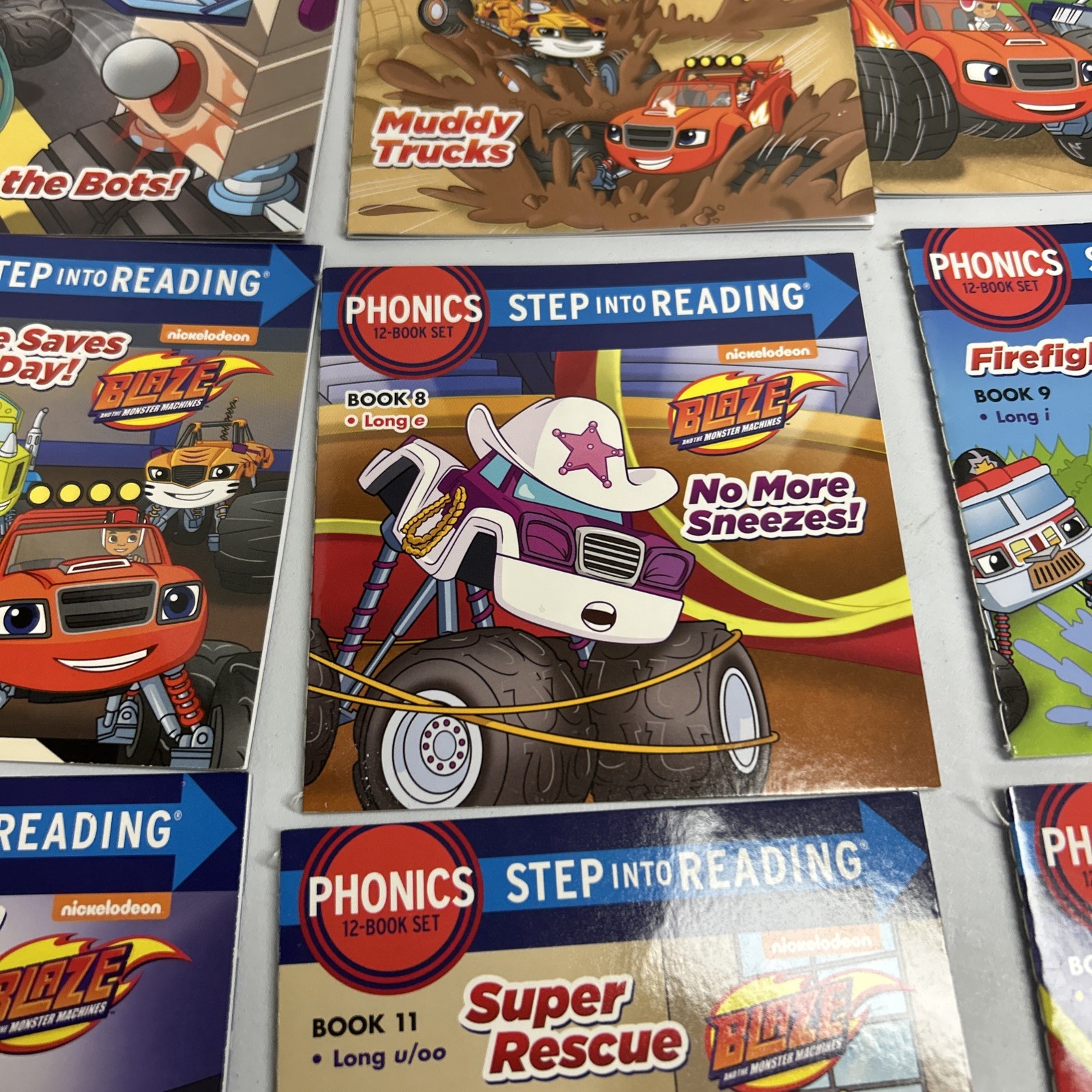 Step into Reading Ser.: Monster Phonics (Blaze and the Monster Machines) 12 Book