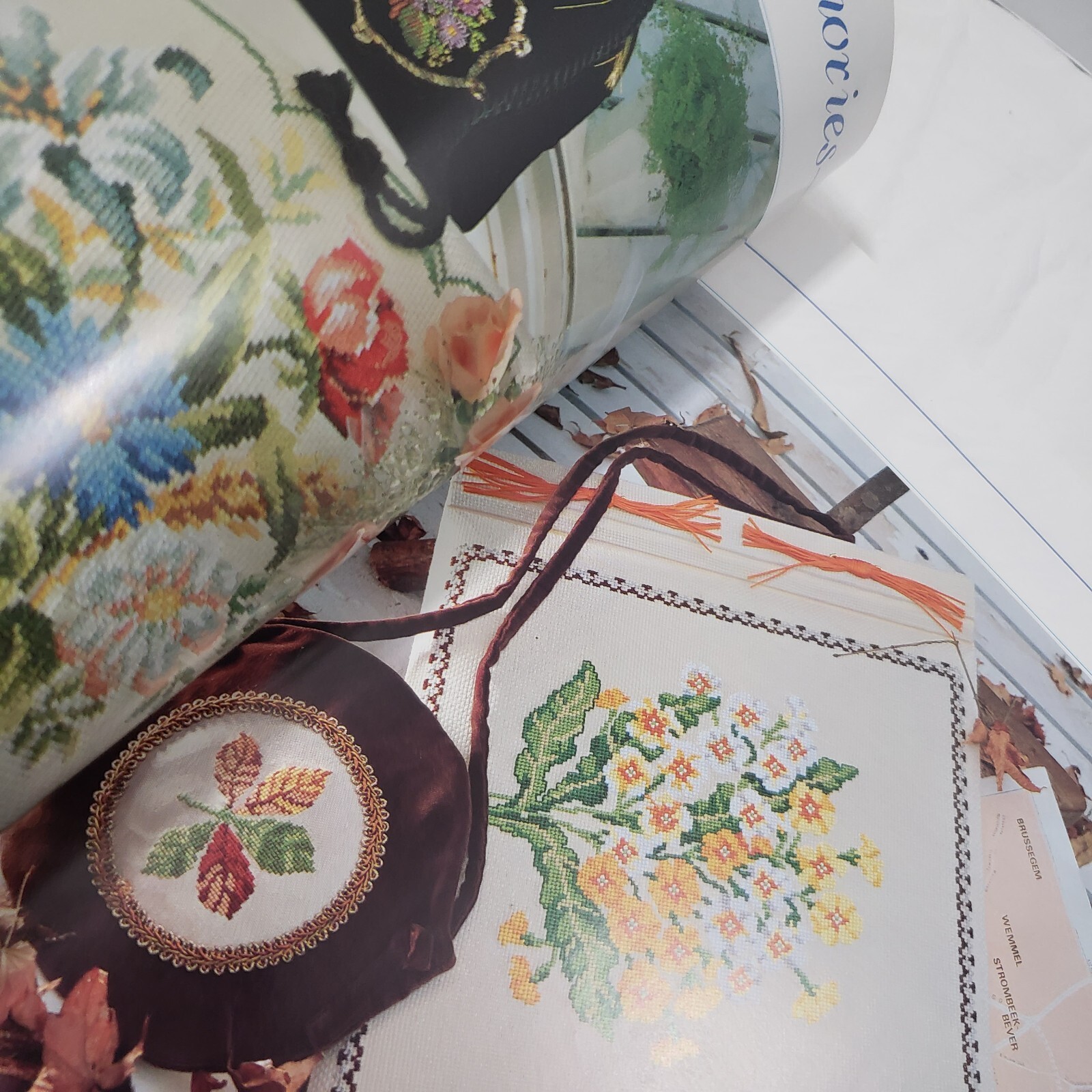 Danish Cross Stitch Ondori Pattern Book Pillows, Bags, +++ 1985 Japan 111 pages