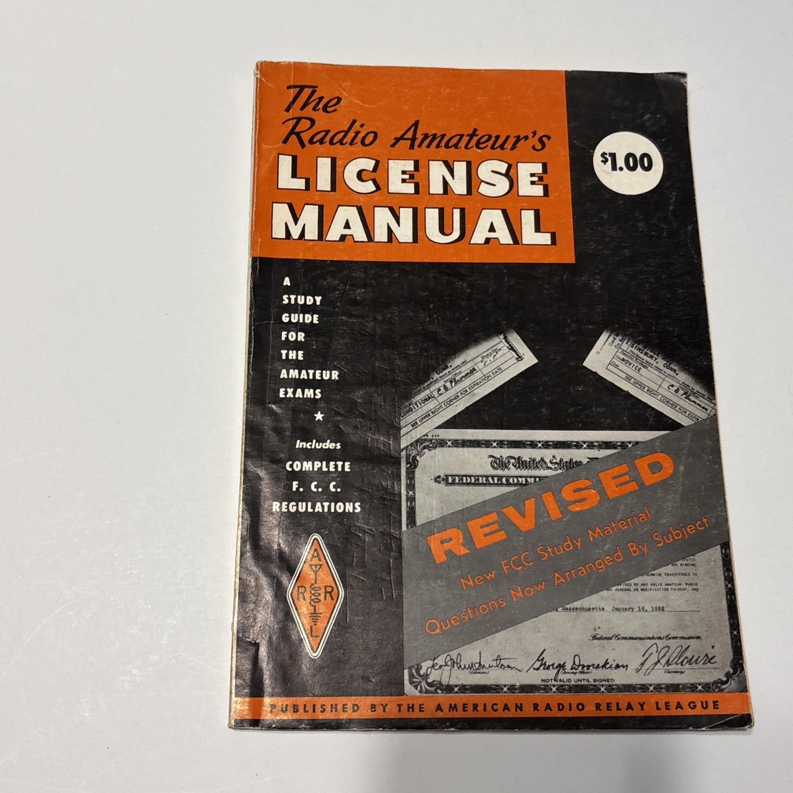 Lot of 3 Vintage A.R.R.L. Books 1976 Handbk 1969 License Guide 1975 License Man