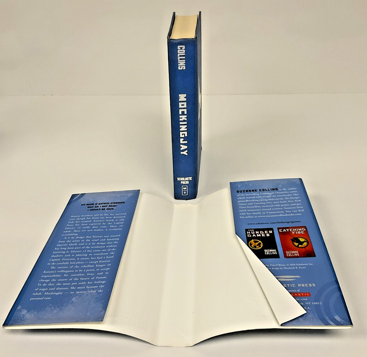 Hunger Games Trilogy, Set of Three, by Suzanne Collins