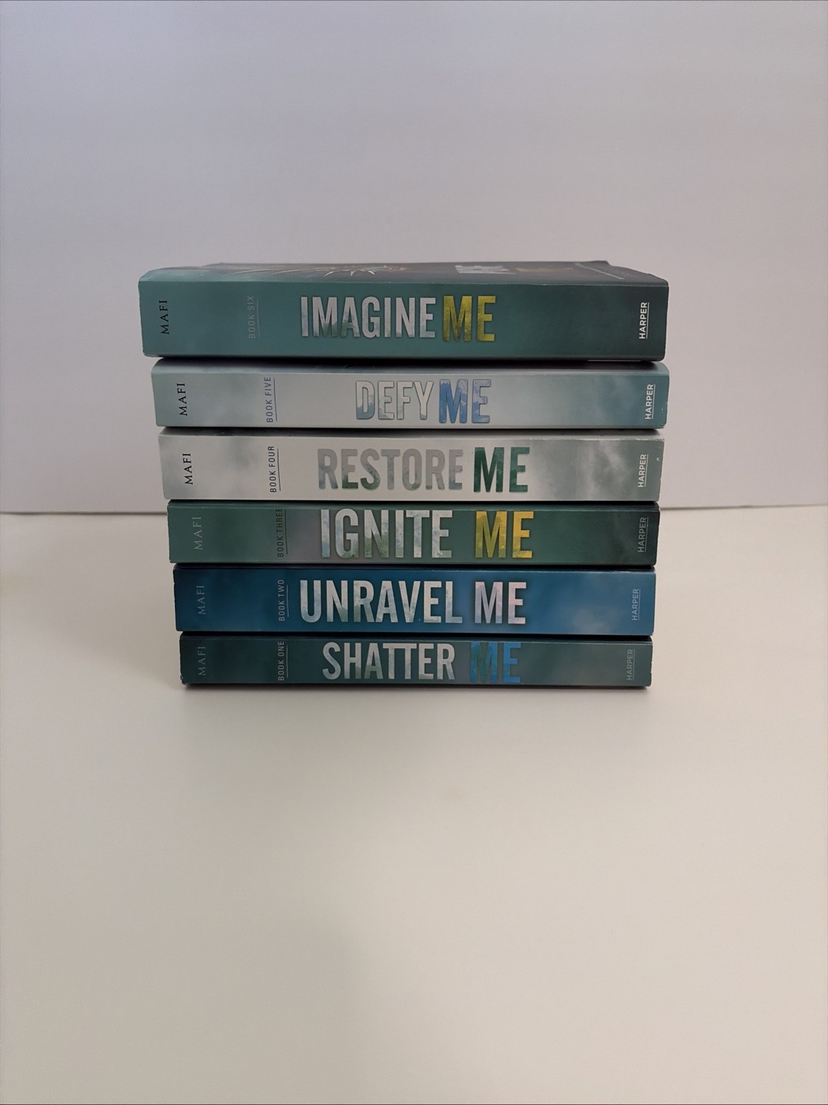 Shatter Me Series 6-Book Box Set by Tahereh Mafi (6 Paperback books)