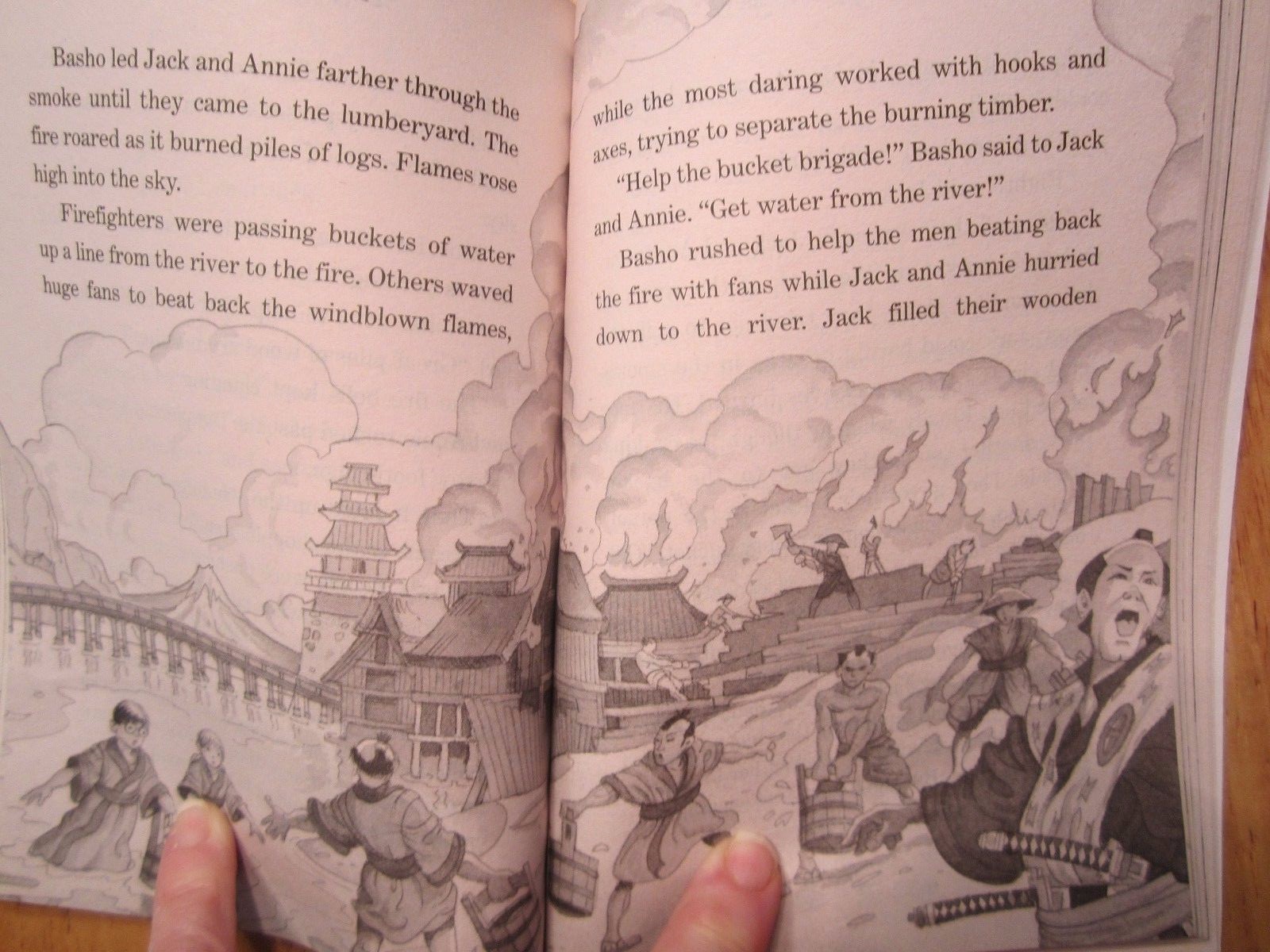 Dragon of the Red Dawn Magic Tree House A Merlin Mission #37 NEW PB Ages 8-10