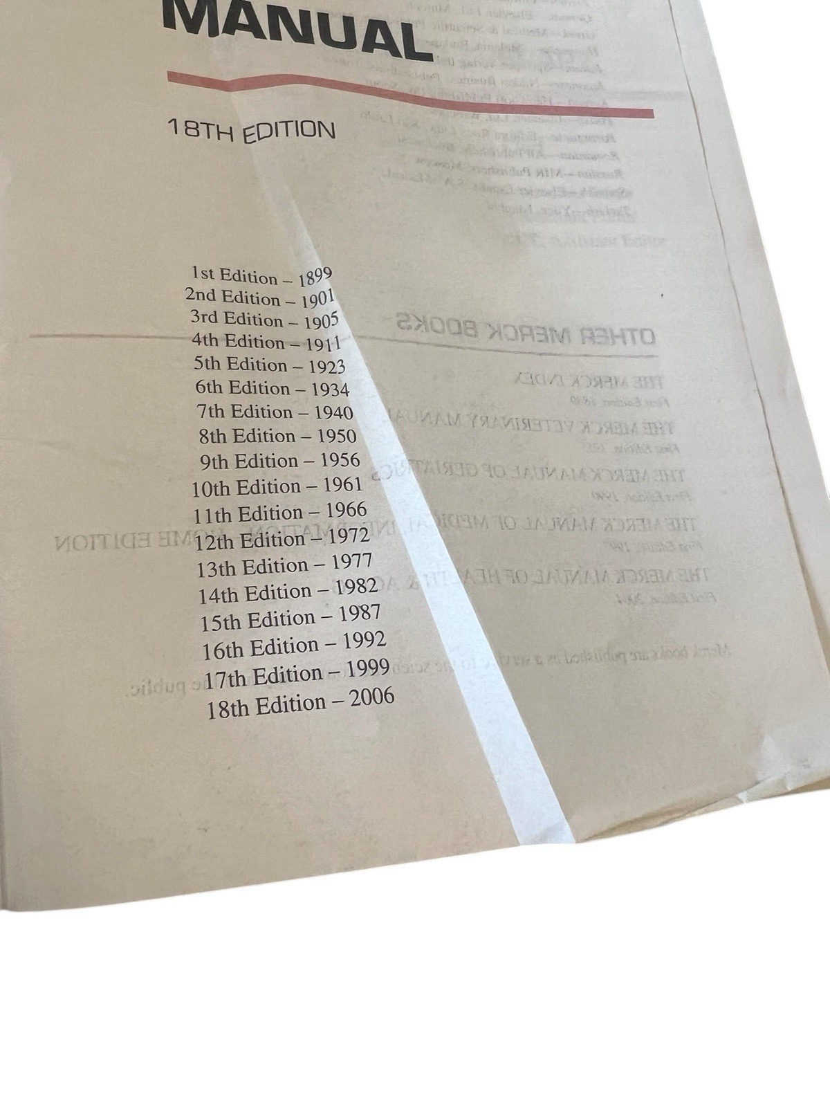 The MERCK MANUAL Eighteenth Edition Hardcover Book 18th Edition Medical Topics
