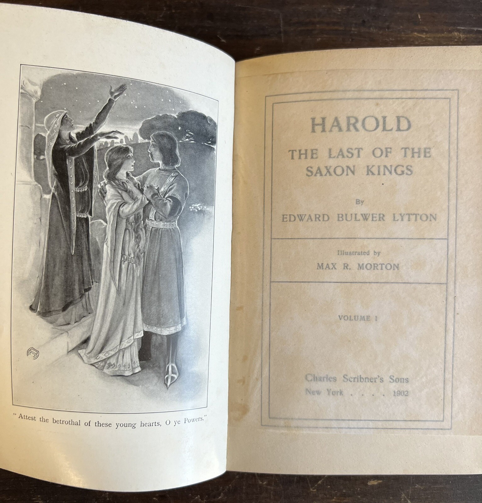 Bulwer-Lytton, Vintage Set of 5 Historical Fiction Volumes in Good condition
