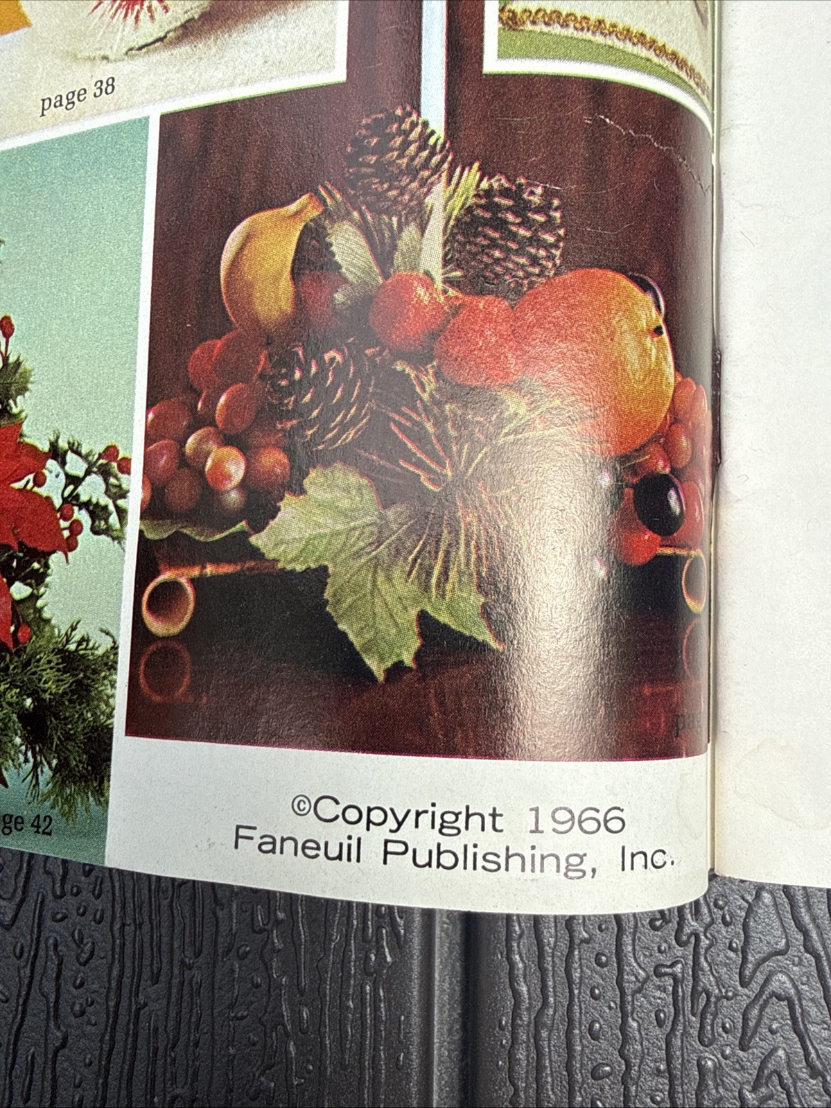 Making Christmas Decorations by Gene Taylor – Faneuil Publishing, Inc. 1966