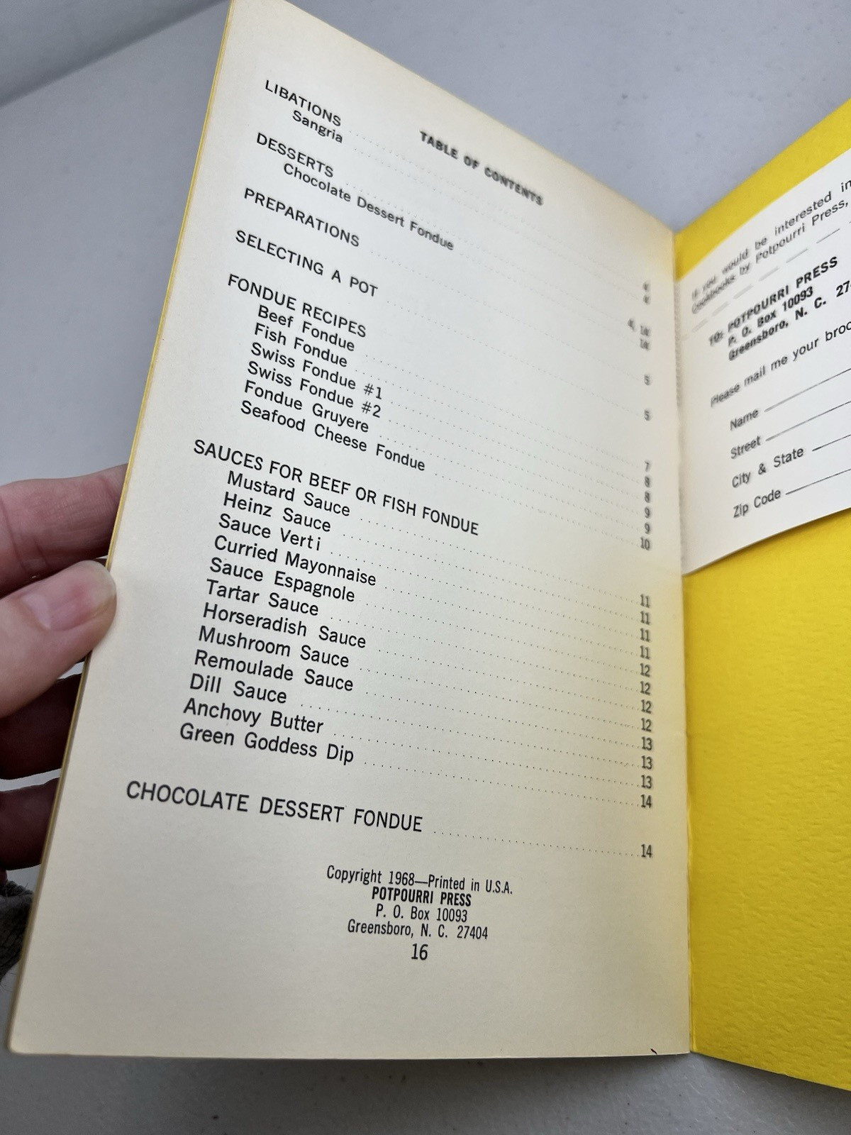 Vtg 1968 FONDUE Cook-In COOKBOOK Recipes PAPERBACK Pamphlet USA Potpourri PRESS