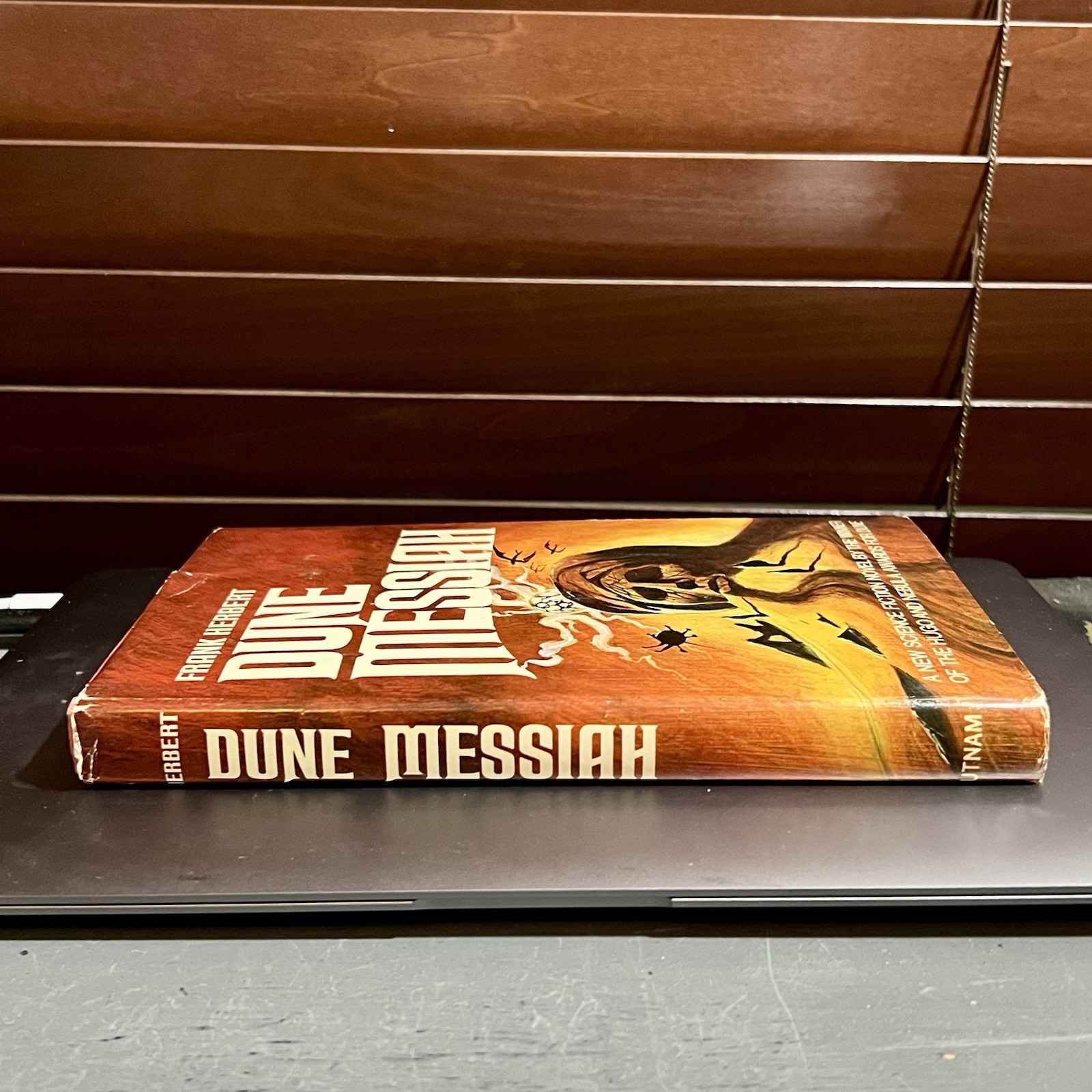 Dune Messiah By Frank Herbert 1969 BCE HCDJ Gutter code H17 Hardcover Book Club