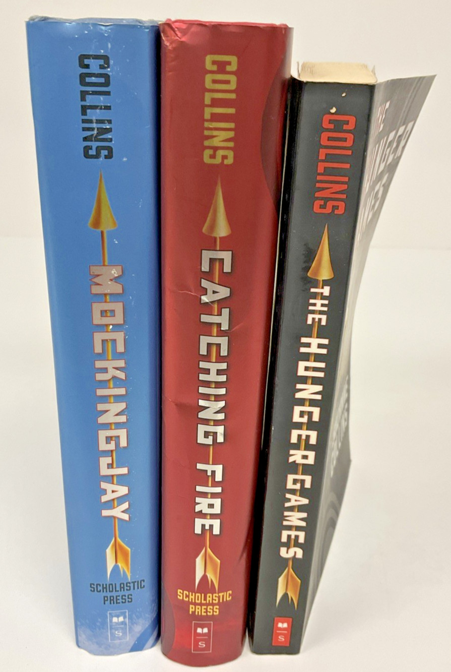 Hunger Games Trilogy, Set of Three, by Suzanne Collins