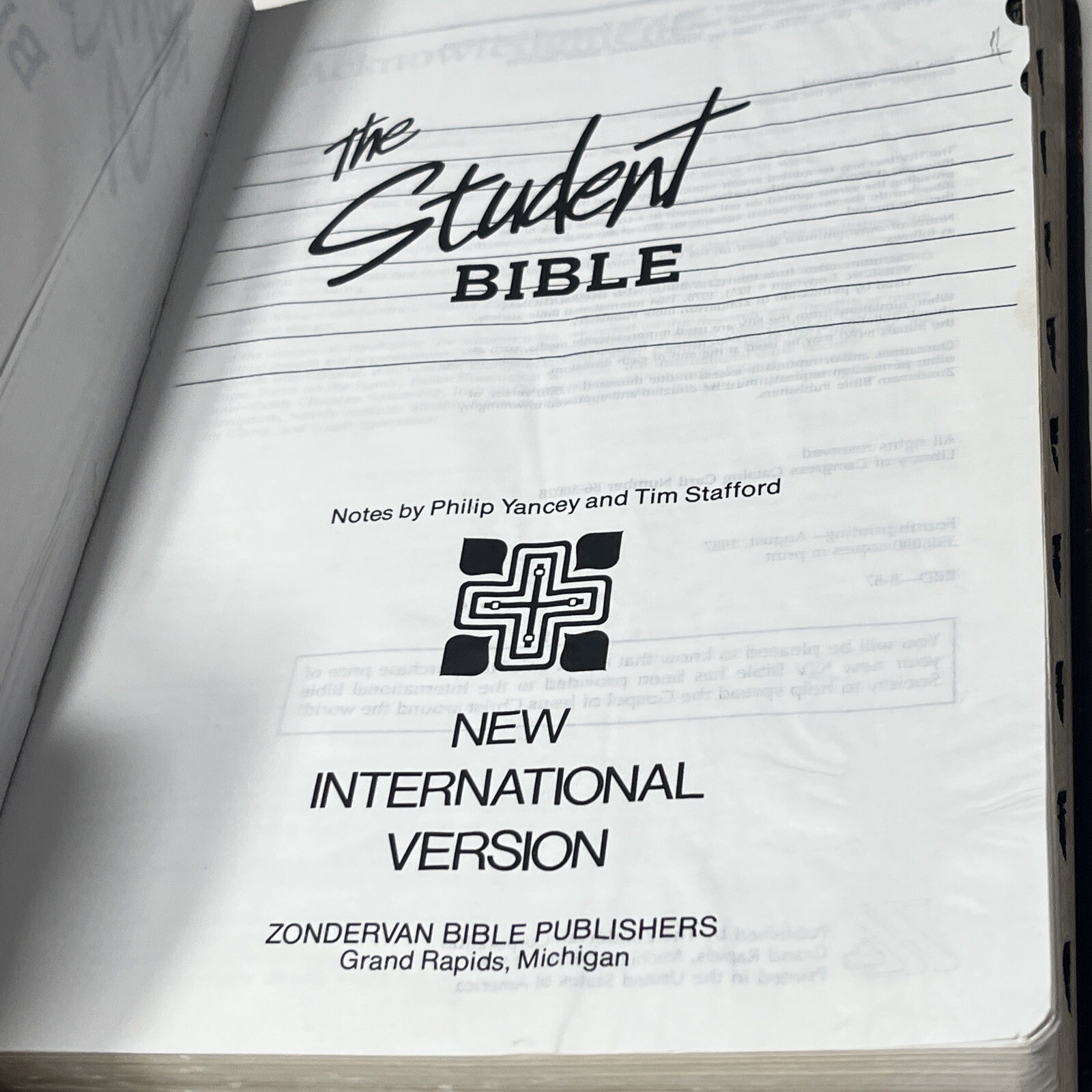The Student Bible NIV Burgandy 1987 Zondervan Bonded Leather index