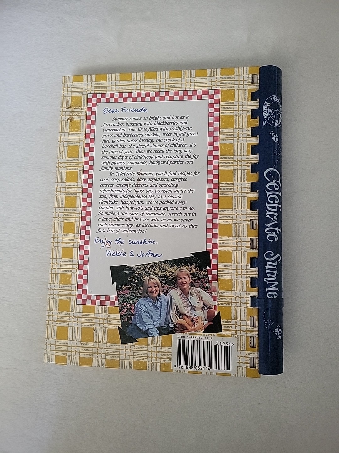 Vintage Gooseberry Patch 1997 Celebrate Summer Sunny Days Recipes & Tip Cookbook