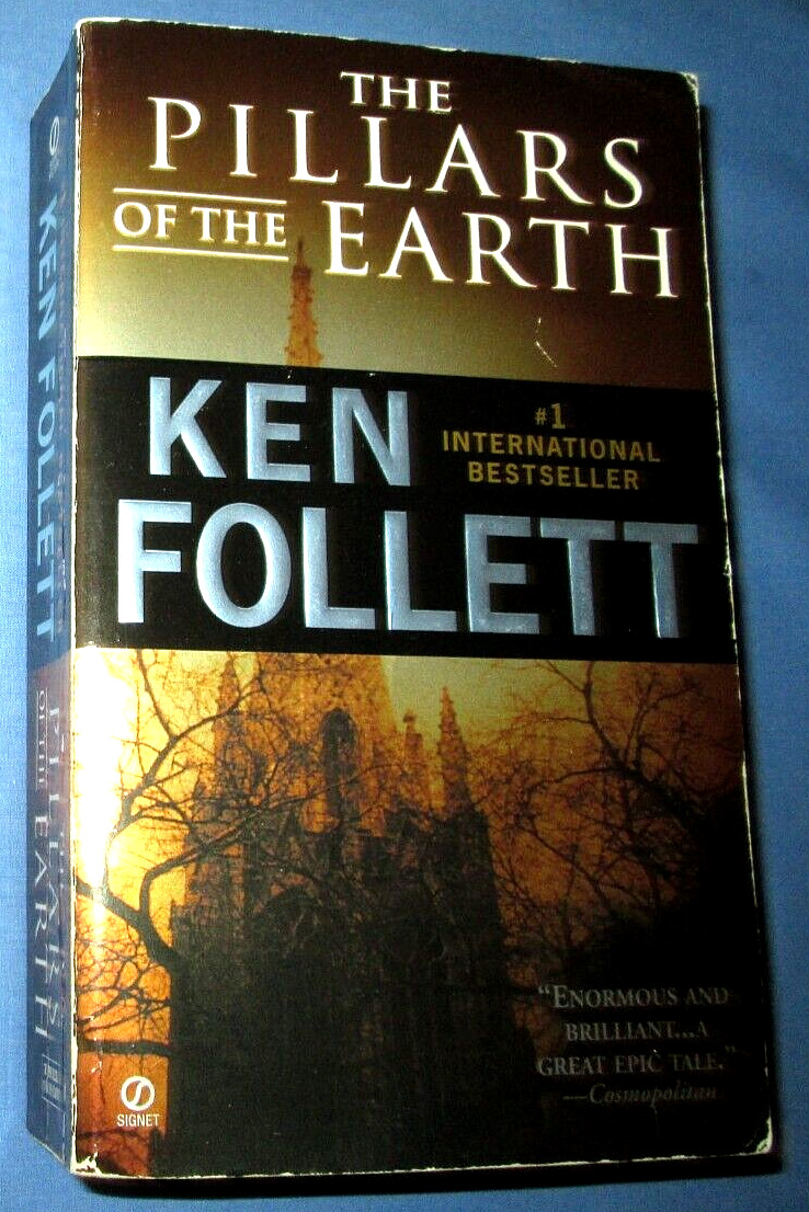 The Pillars Of The Earth By Ken Follett, 1990, 1st Printing, Paperback