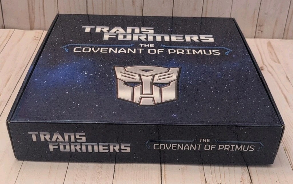 2013 Transformers The Covenant of Primus Deluxe Hardcover by Justina Robson