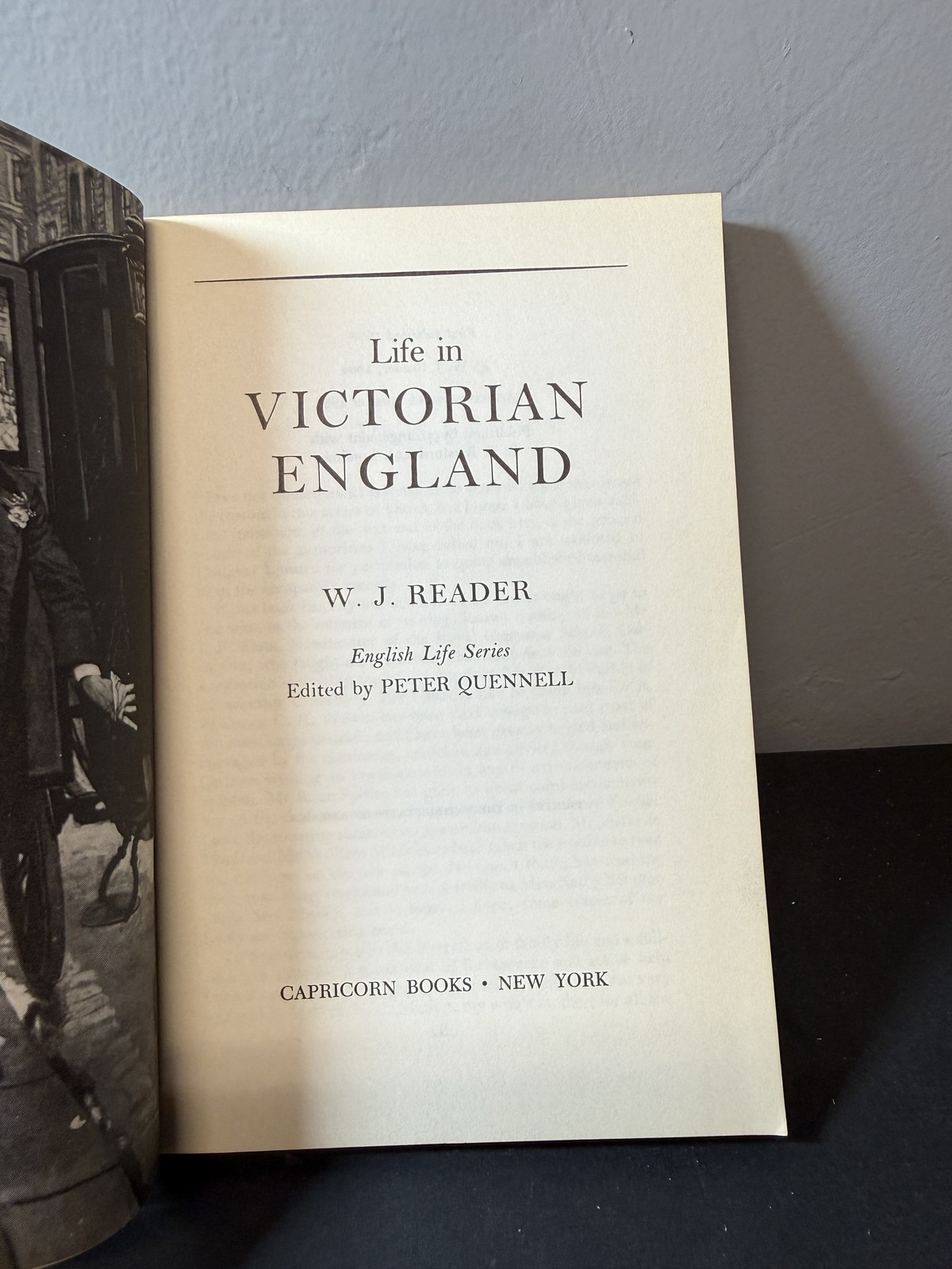 Life in Victorian England W. J. Reader 1967 Capricorn Books Paperback History