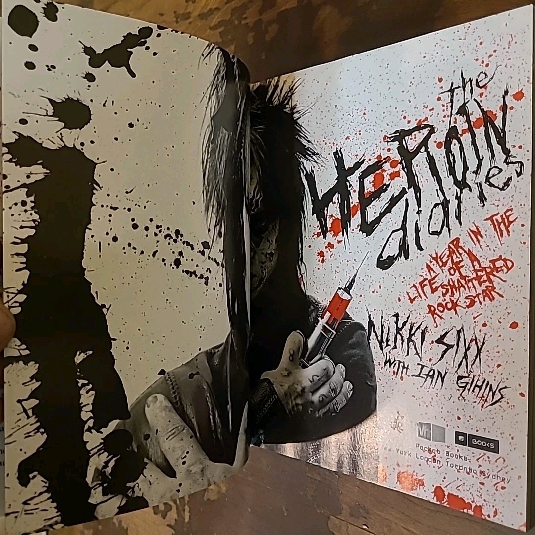 The Heroin Diaries 2007 Nikki Sixx HCDJ Book $32.50 True First Print Motley Crue