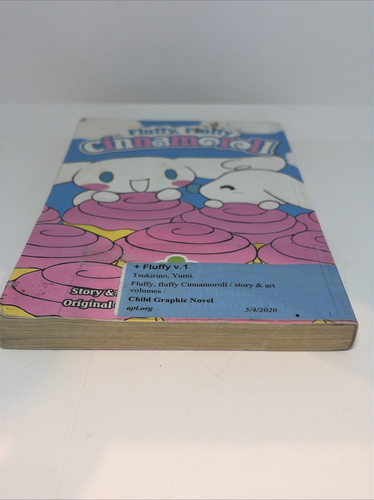 Fluffy, Fluffy Cinnamoroll Volumes: 1