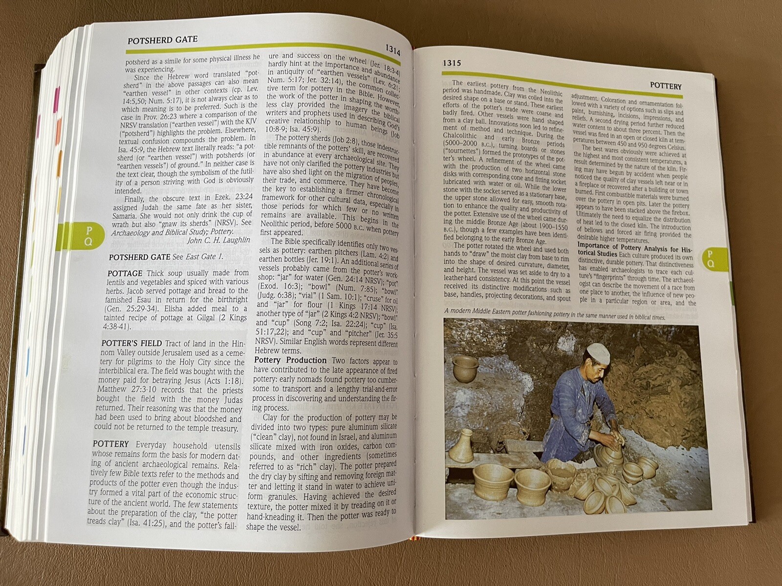 Holman Illustrated Bible Dictionary (2003, Hardcover, Revised edition)