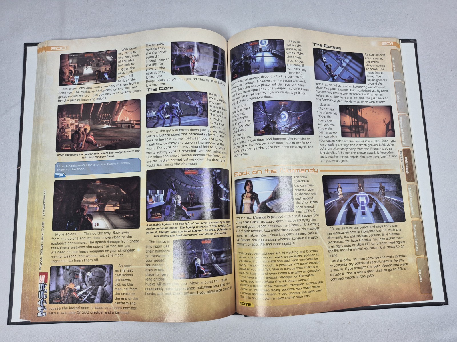 Mass Effect 2 : Official Game Guide by Prima Games Collector’s Edition Hardcover