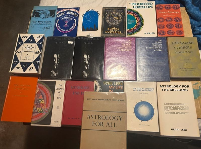 ASTROLOGY, Zodiac, Horoscopes, Occult, Esoteric Metaphysical – 19 Book Lot