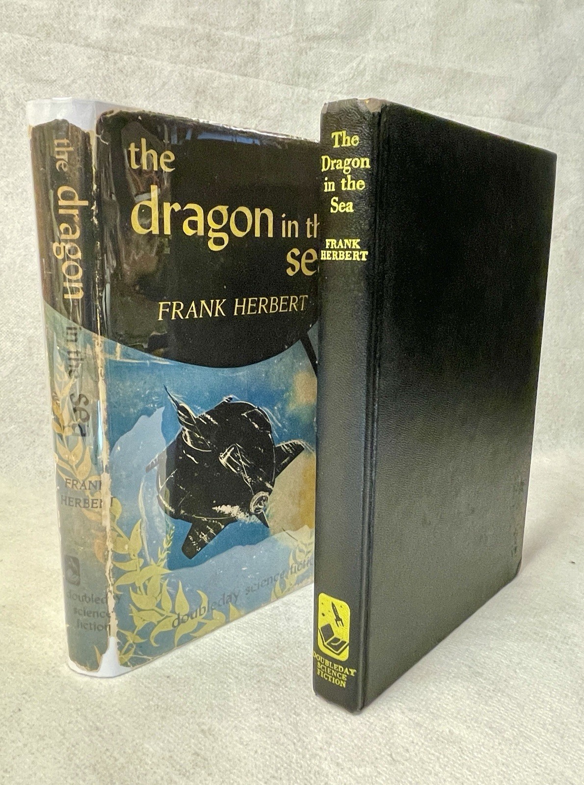 The Dragon In the Sea – bce – Frank Herbert Dune – hardcover (1956)